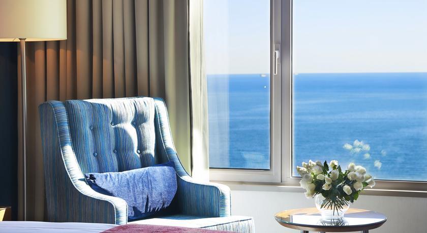 <h2>DIVAN OTEL MERSIN</h2>