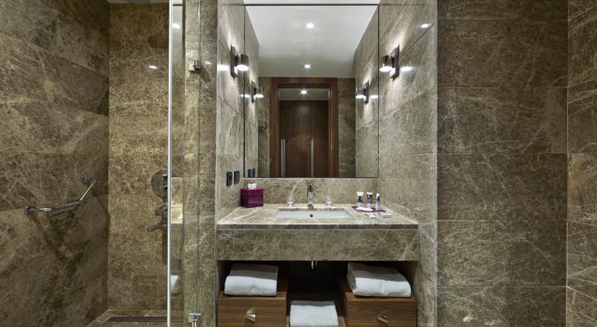 <h2>MERCURE ISTANBUL TOPKAPI</h2>