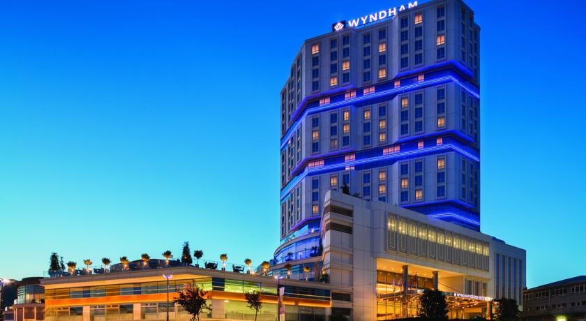 <h2>WYNDHAM GRAND ISTANBUL PETEK</h2>